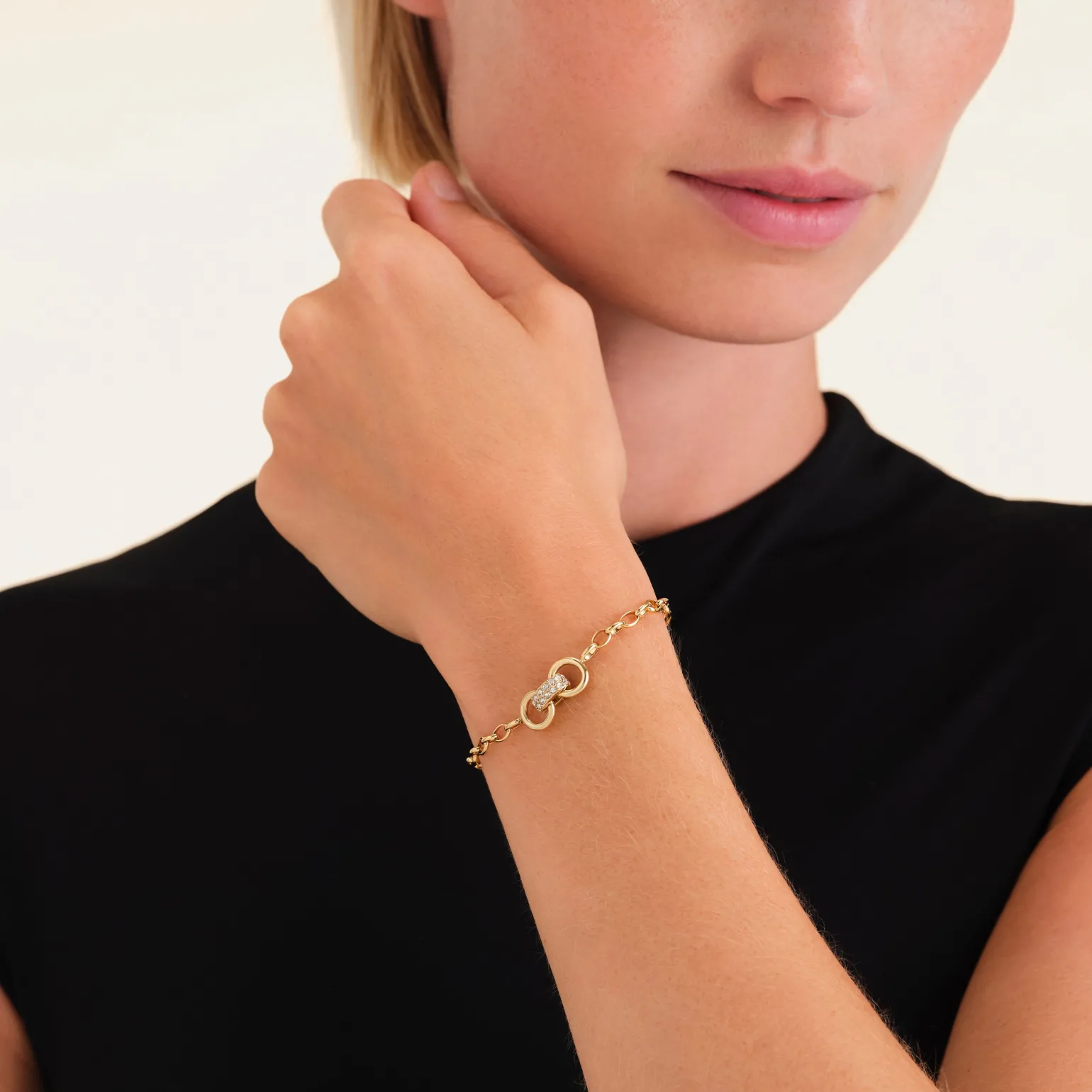 Bow Studs Bracelet
