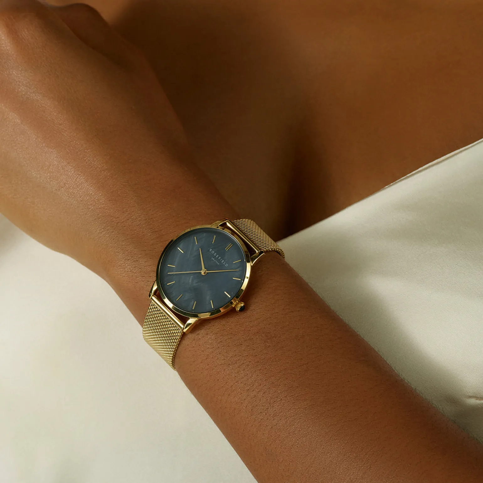Pearl Edit Mesh Black Gold