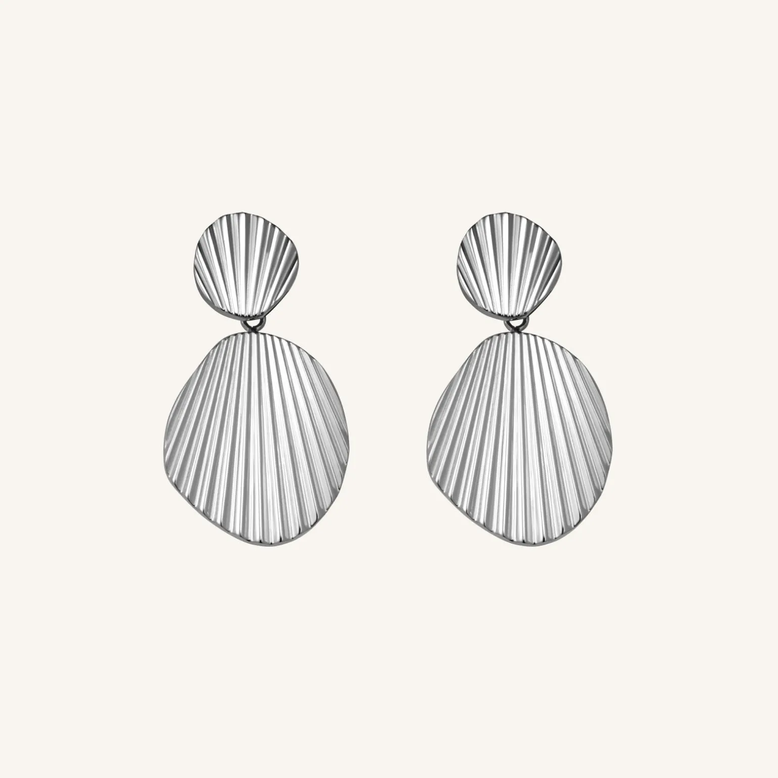Shell earrings
