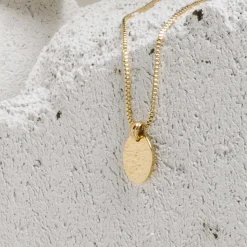 Unite Oval Necklace